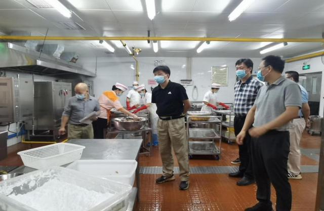 環(huán)境院開(kāi)展用氣用電專(zhuān)項(xiàng)安全檢查